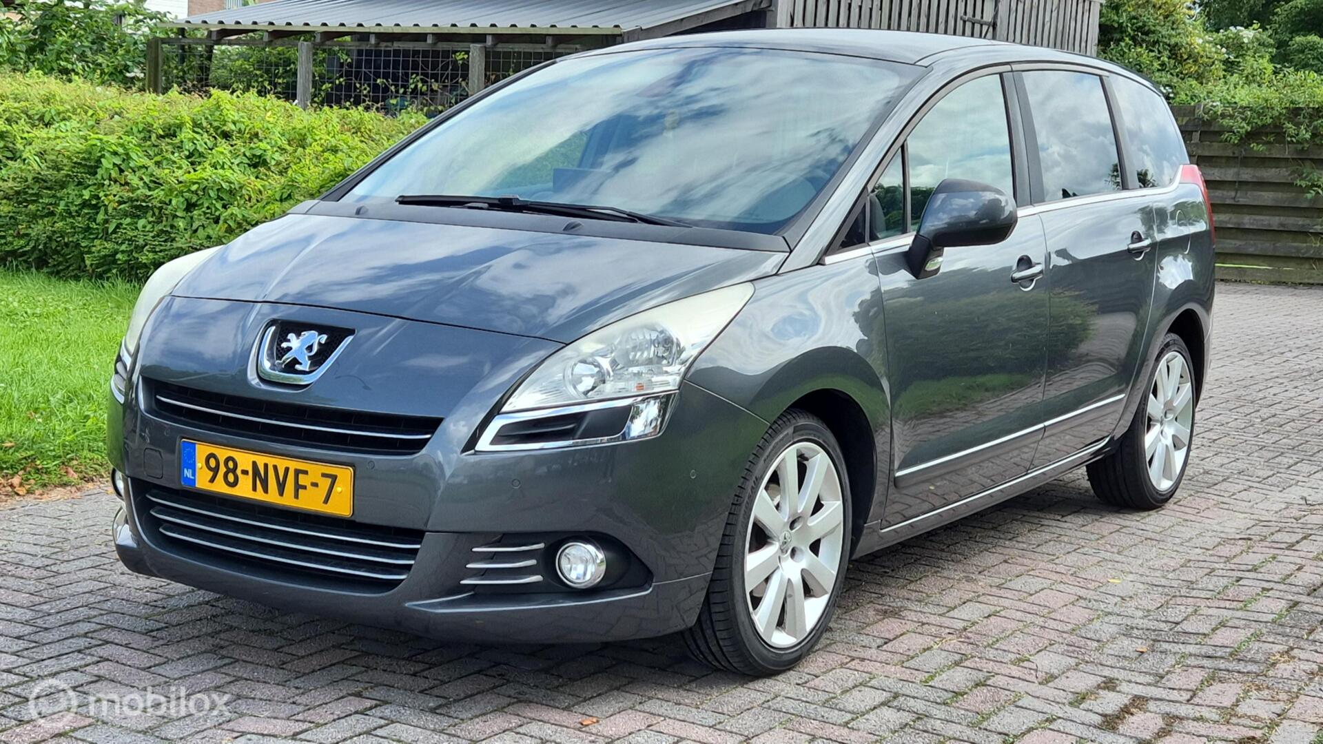 Foto van Peugeot 5008