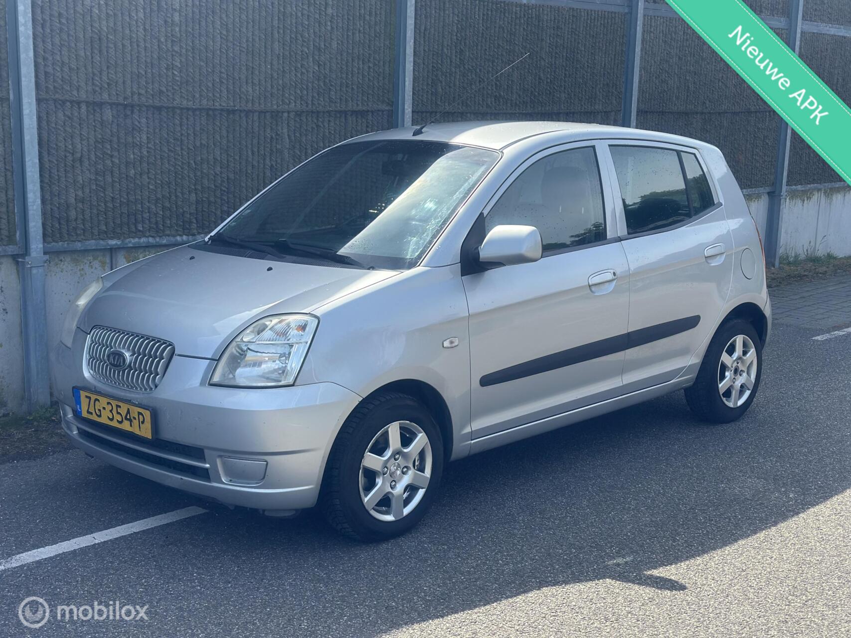 Kia Picanto 1.1 EX NAP/APK/AIRCO 2005 - voorkant
