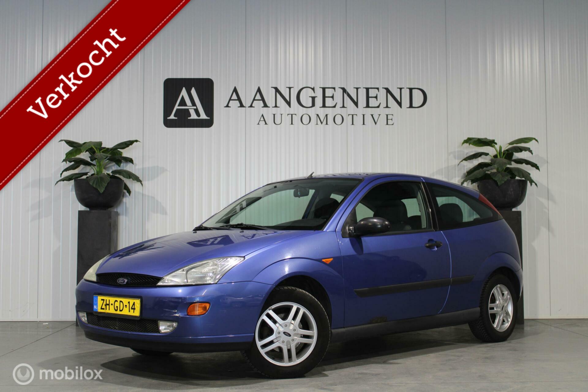 Ford Focus 1.6-16V Trend El. Ramen, Nieuwe APK, Trekhaak 1999 - voorkant