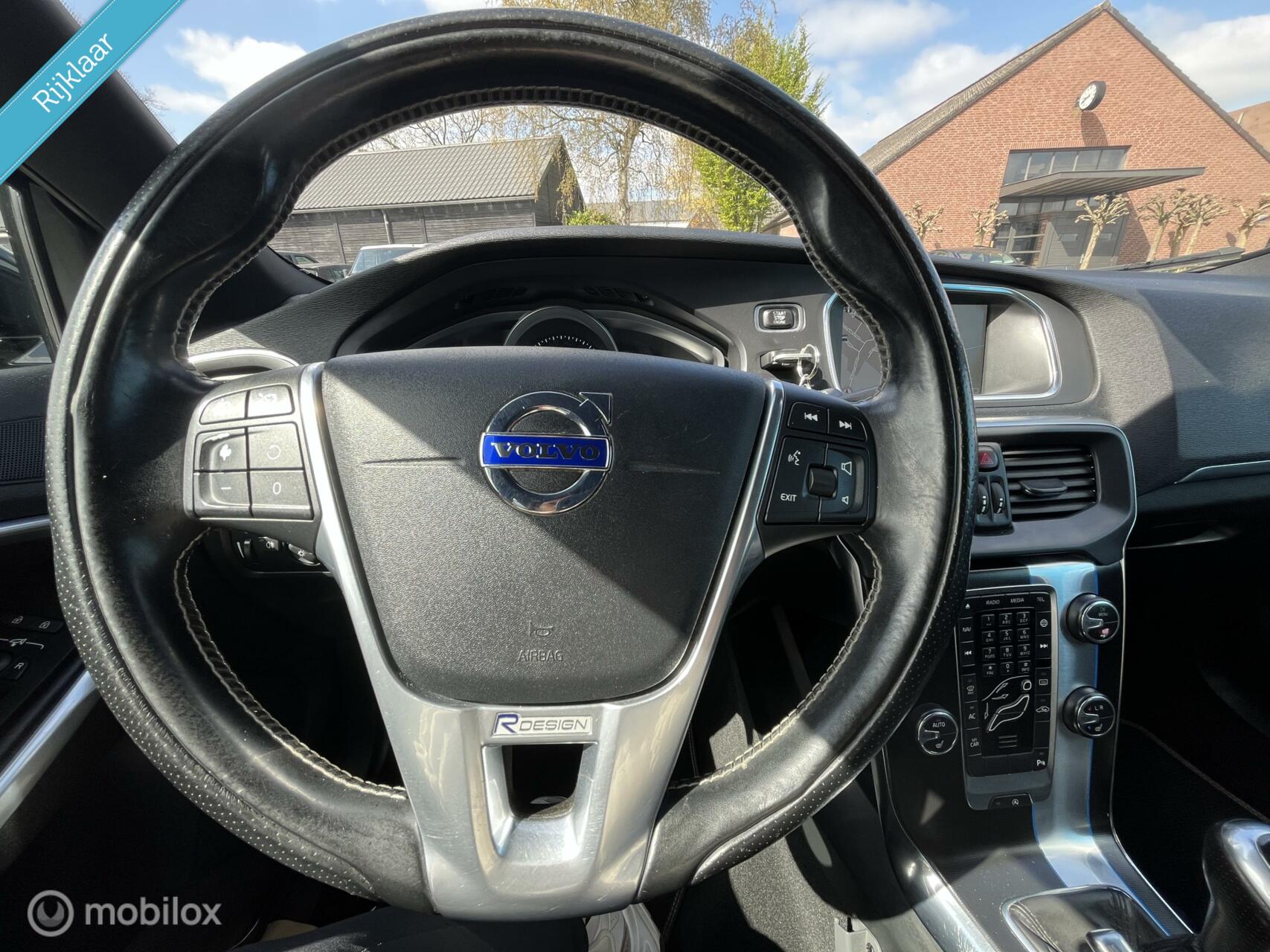 Foto van Volvo V40/trekhaak/ Leder/cruise/pdc