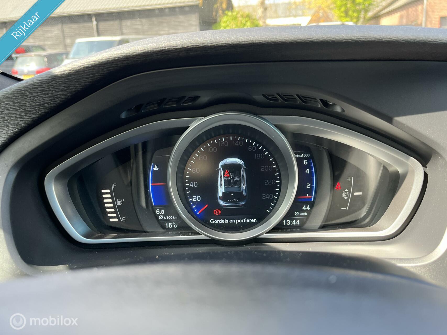 Foto van Volvo V40/trekhaak/ Leder/cruise/pdc