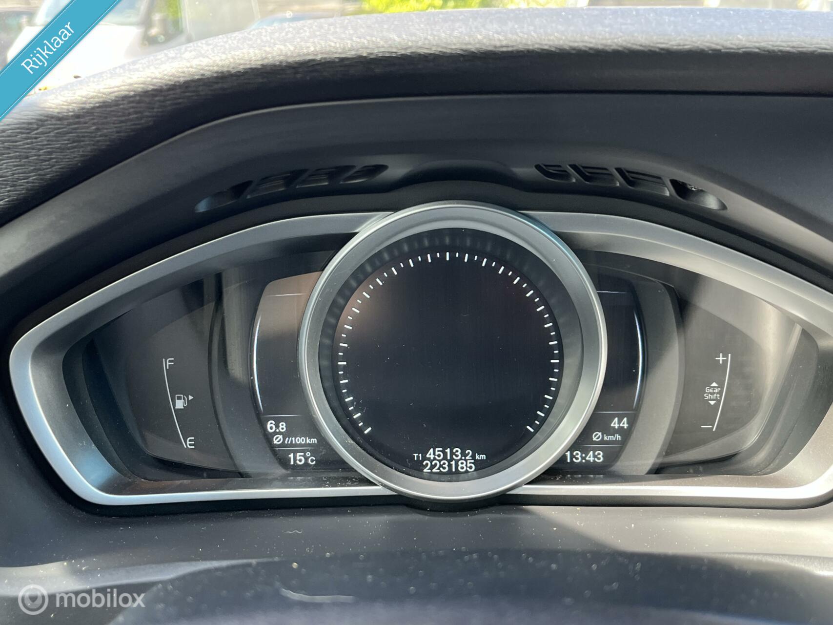 Foto van Volvo V40/trekhaak/ Leder/cruise/pdc