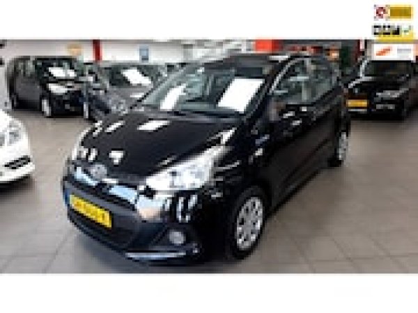 Hyundai I10 1.0i i-Motion Comfort 2015 - voorkant