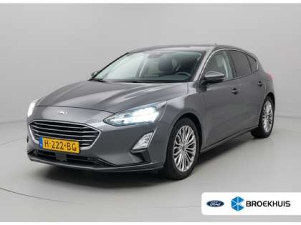 Ford Focus 1.0 EcoBoost Titanium Business 2020 - voorkant