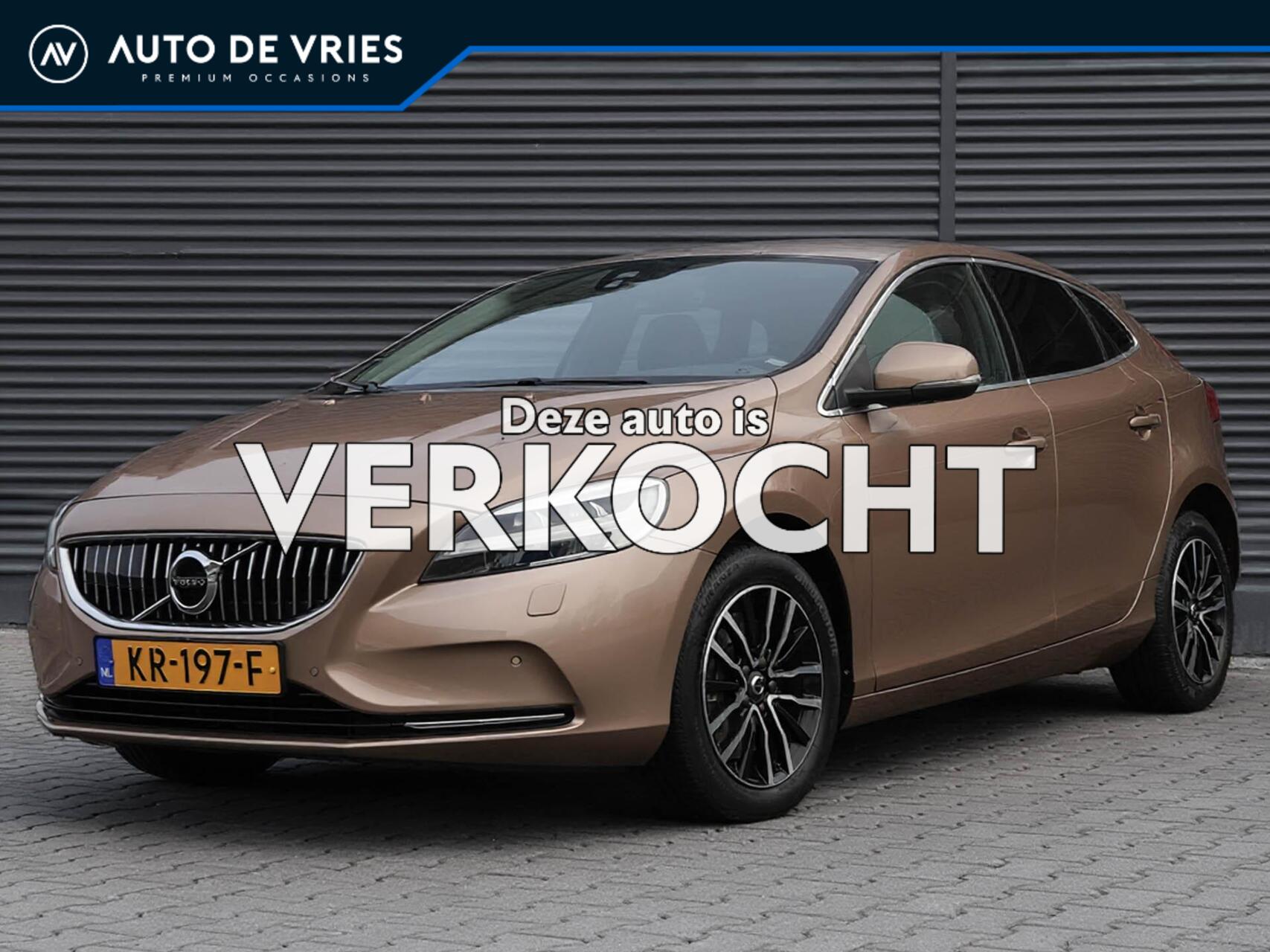 Volvo V40 2.0 D4 190pk Inscription | Zwart leder | Panoramadak | Camera | Trekhaak 2016 - voorkant