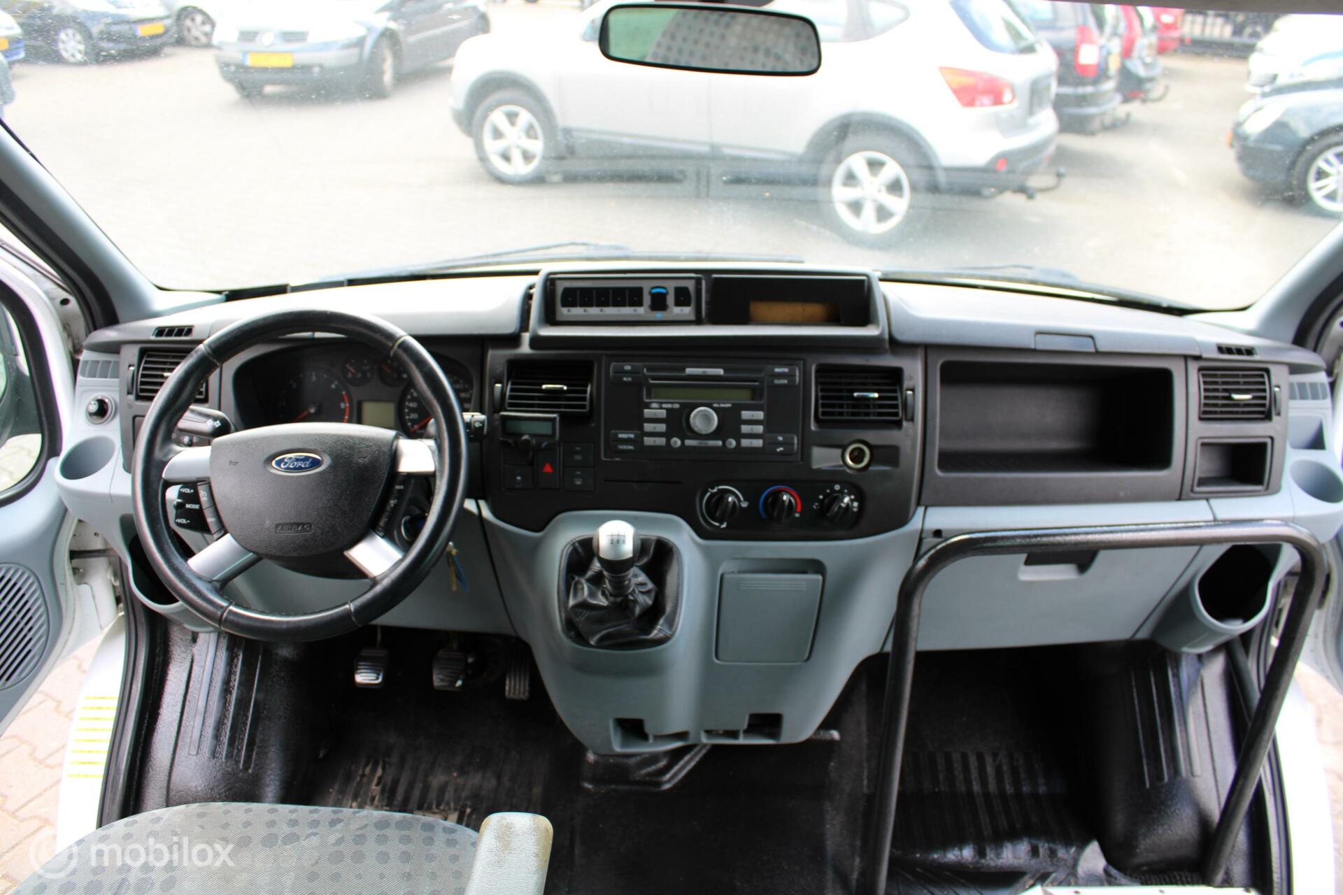 Foto van Ford Transit Tourneo