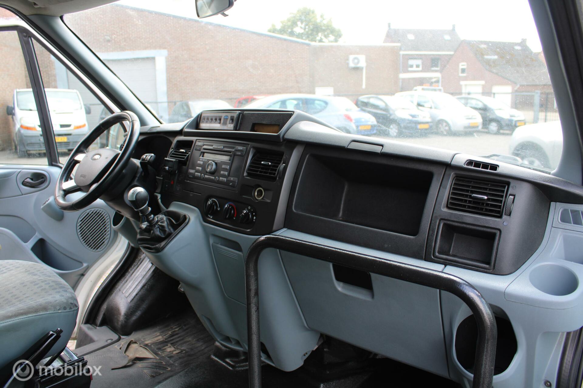 Foto van Ford Transit Tourneo