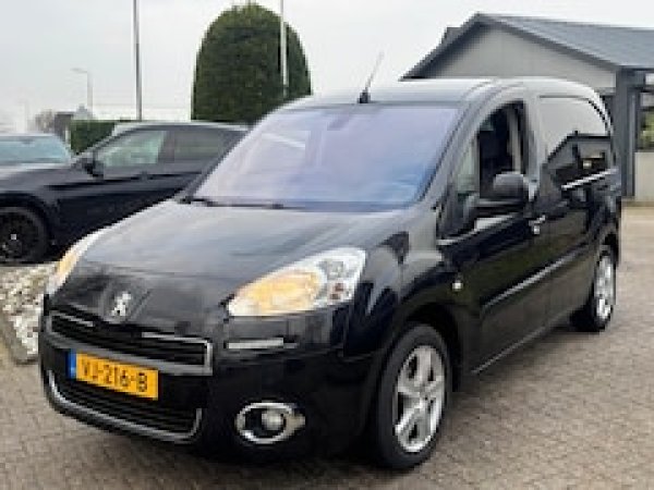 Foto van Peugeot Partner