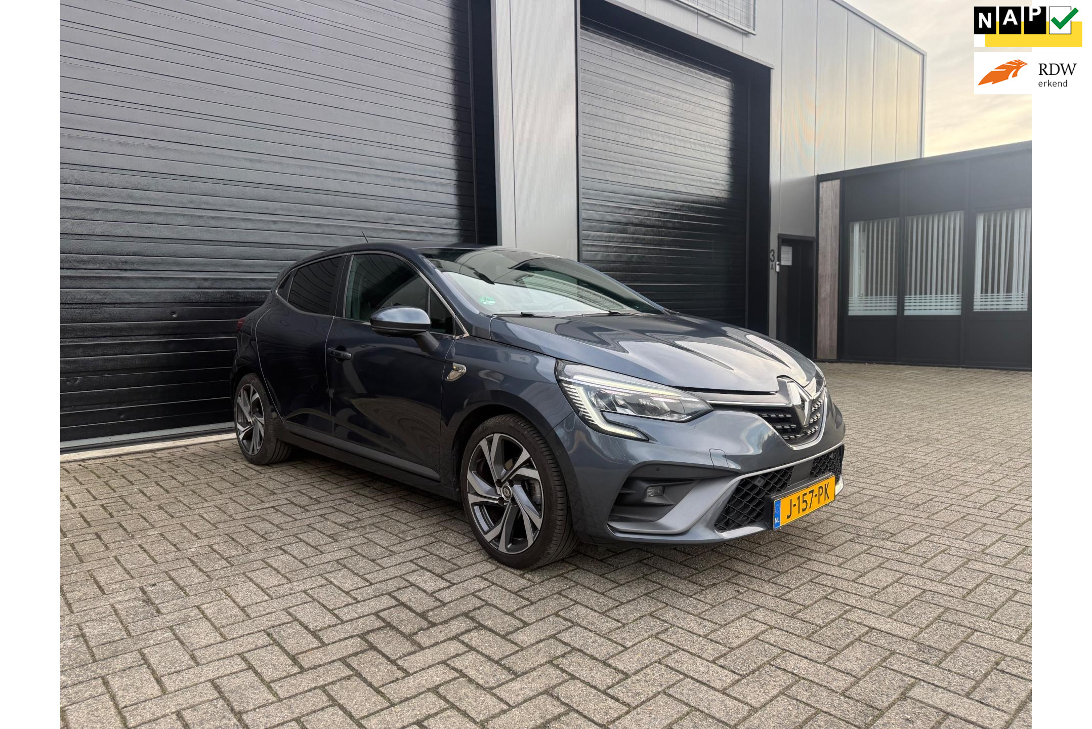 Renault Clio 1.0 TCe R.S. Line |CAMERA|KEYLESS|CLIMA|TREKHAAK|LED|360. CAMERA| APPLE CARPLAY 2020 - voorkant