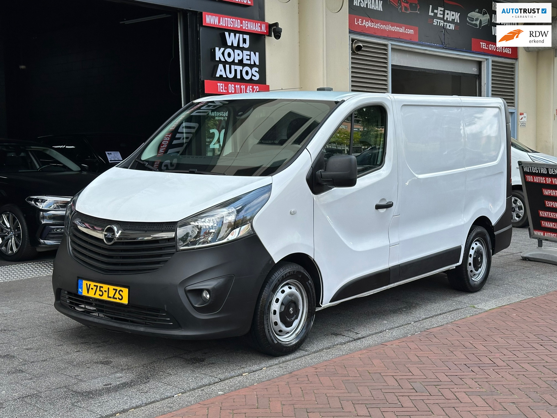 Foto van OPEL VIVARO-B
