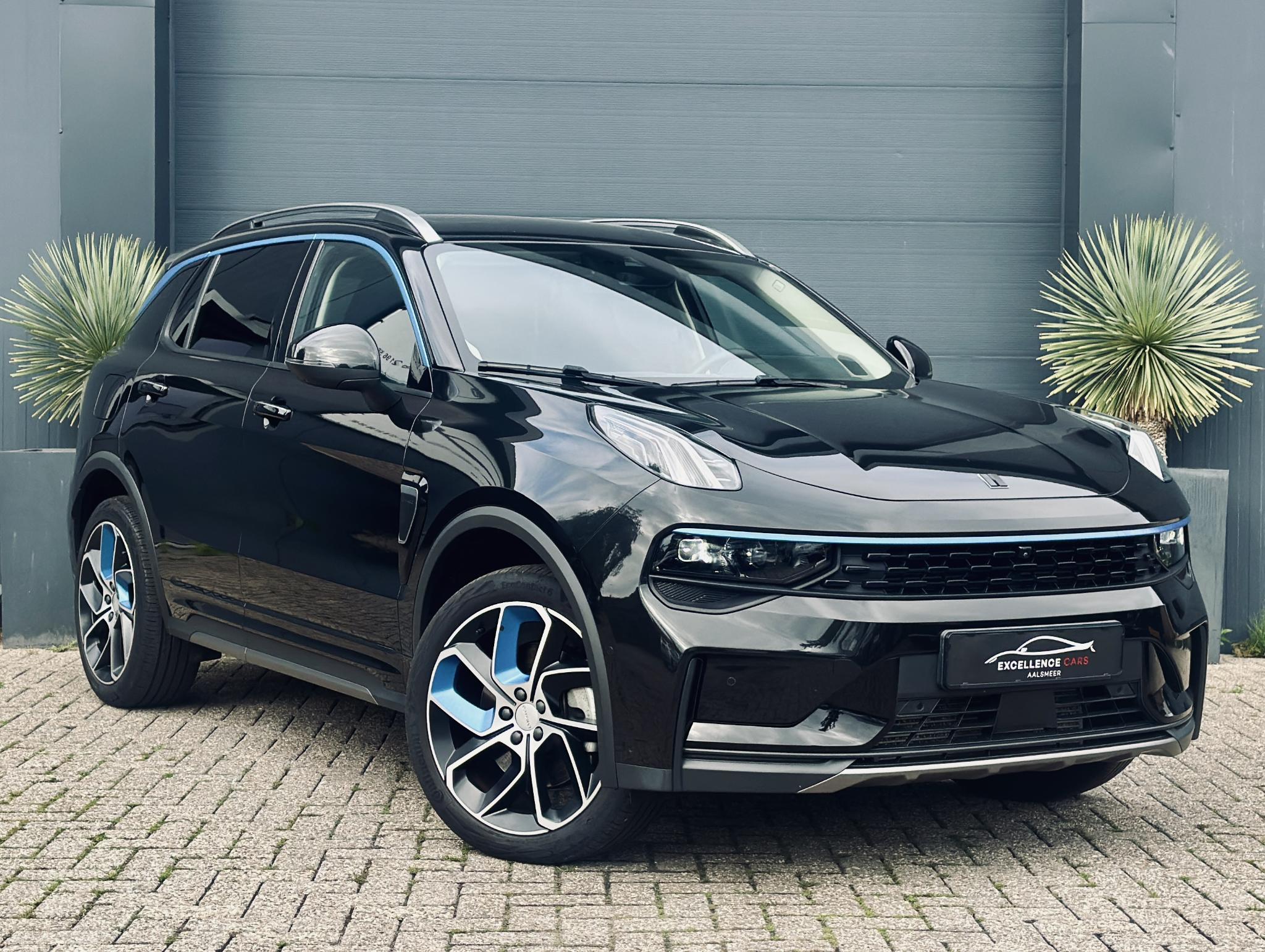 Foto van LYNK&CO LYNK & CO 01