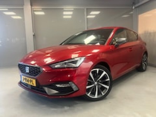 Seat Leon 1.5 eTSI FR Launch Edition 2020 - voorkant