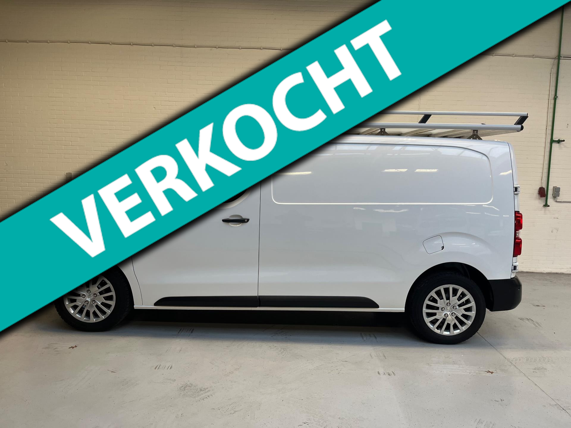 Opel Vivaro 1.5 CDTI 102pk euro6 L2H1 Edition 3Persoons, Imperiaal, Inrichting, Trekhaak 2000KG, RIJKLAARPRIJS 2021 - voorkant
