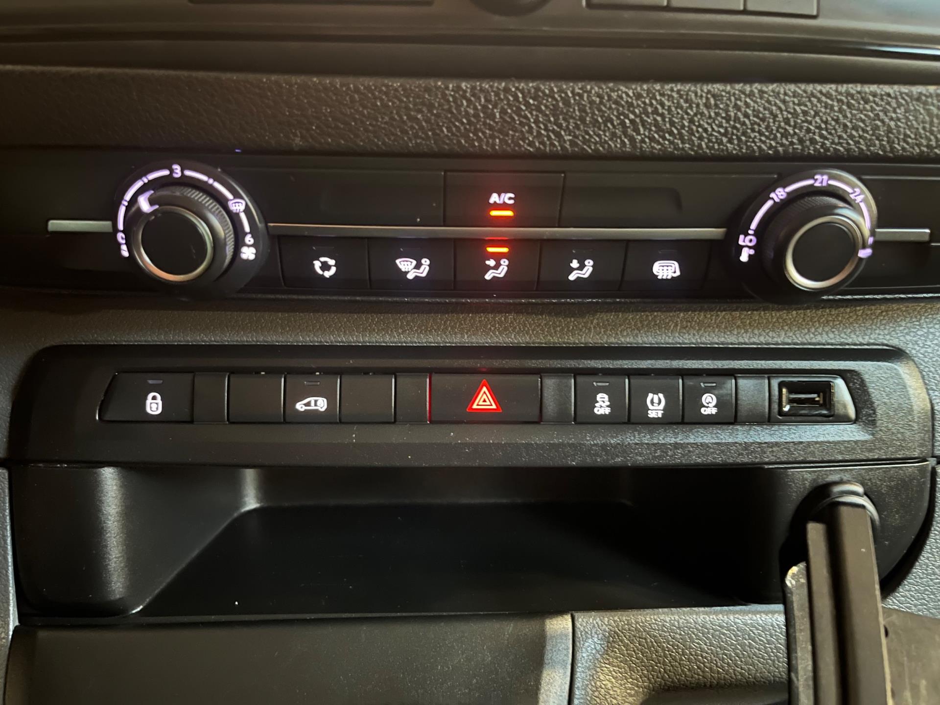 Foto van Opel Vivaro