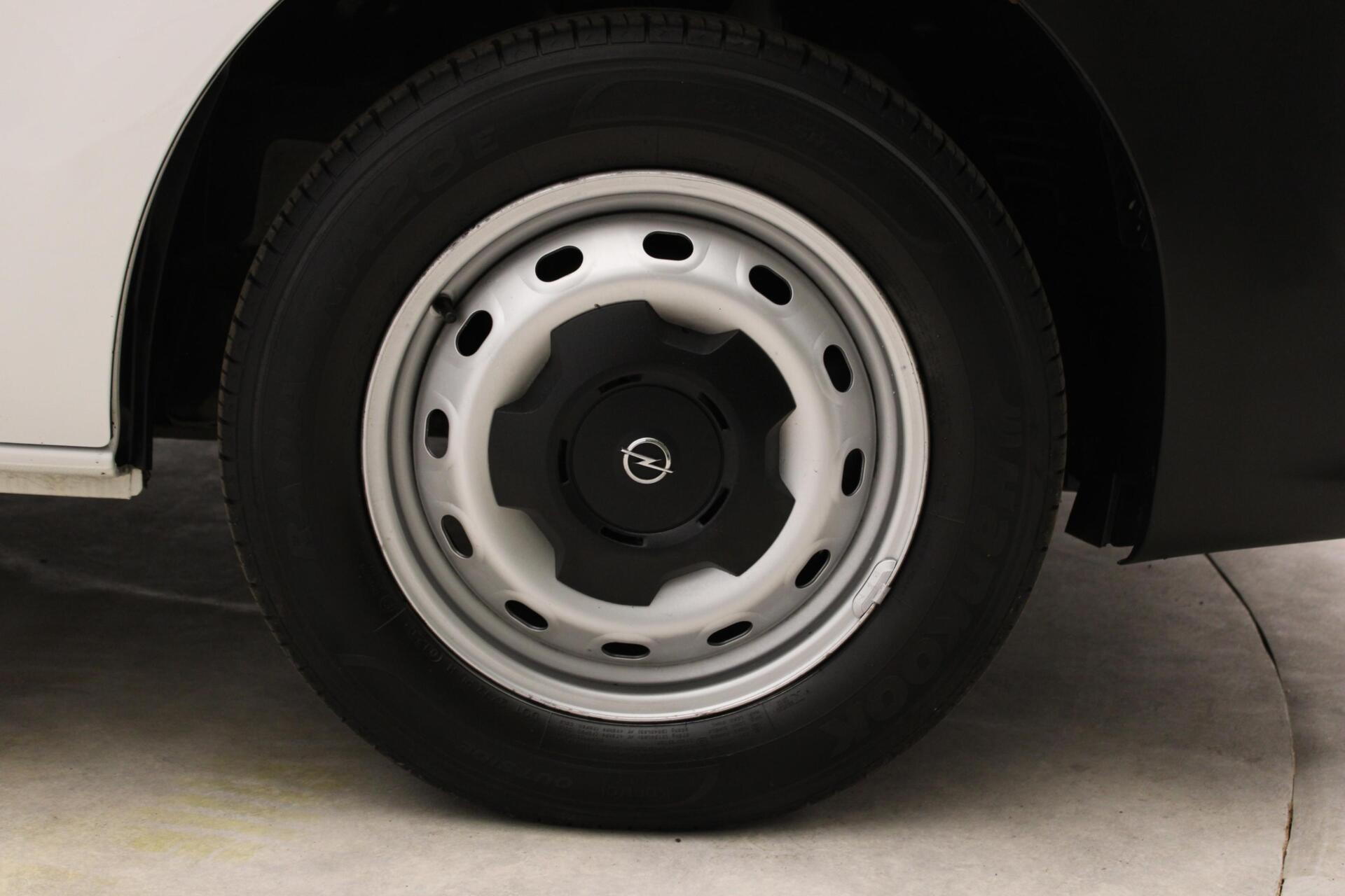 Foto van Opel Vivaro-b