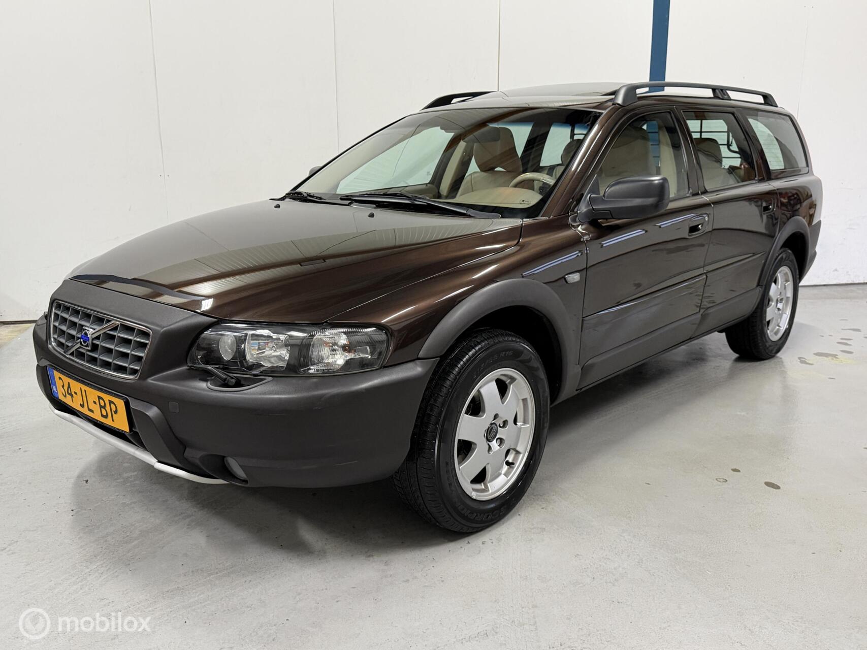 Volvo V70 2.4 T AWD Comfort Line UNIEKE STAAT 2002 - voorkant