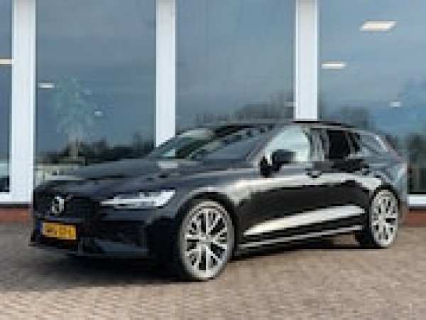 Volvo V60 2.0 T6 AWD R-Design 2021 - voorkant