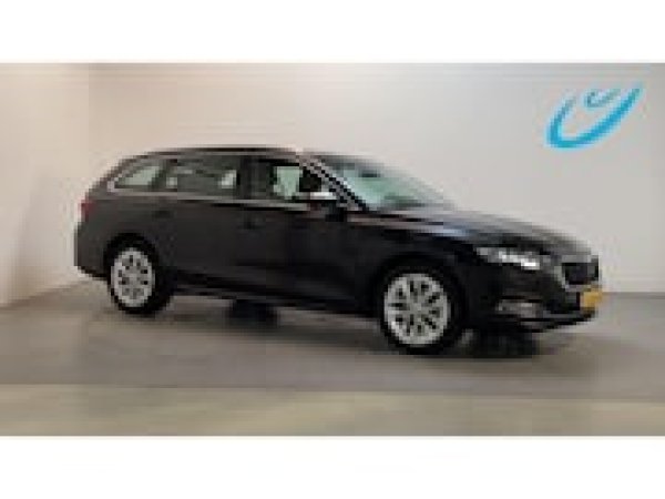 Skoda Octavia 1.0 e-TSI Business Edition 2021 - voorkant