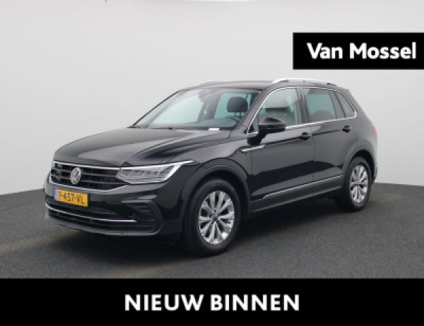 Volkswagen Tiguan 1.5 TSI Life Business 2022 - voorkant