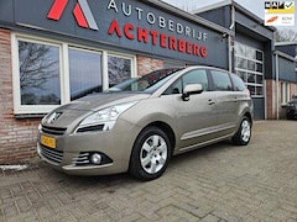 Foto van Peugeot 5008