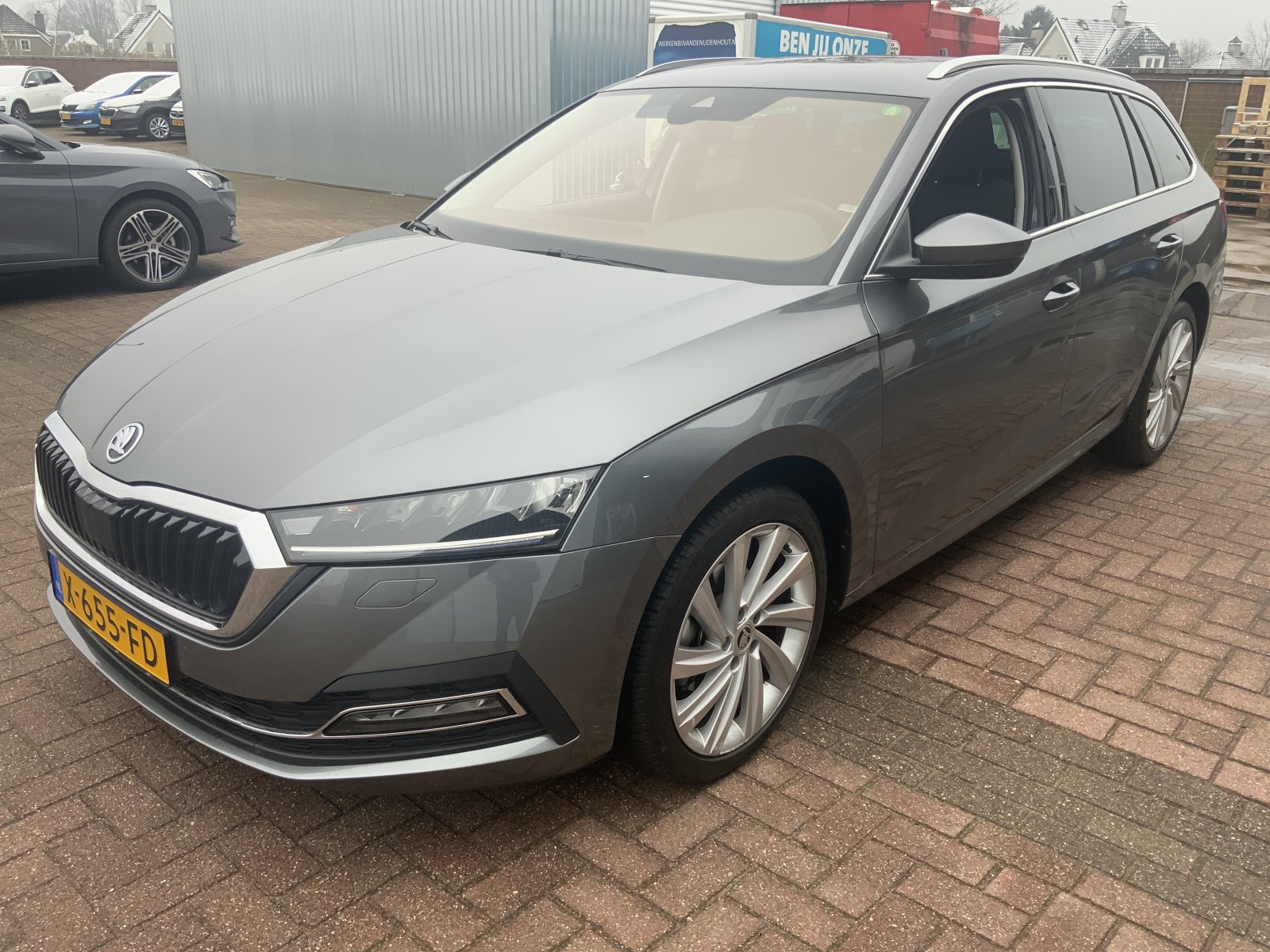 Skoda Octavia Combi 1.5 TSI Bns Ed. Plus 2023 - voorkant