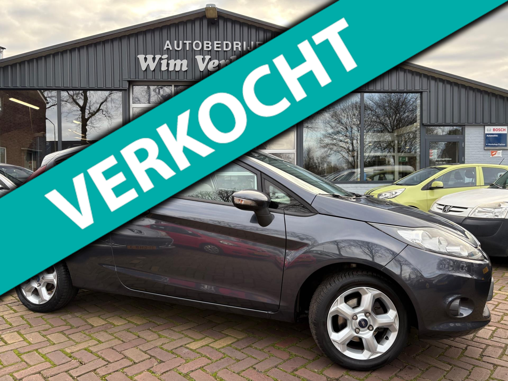 Ford Fiesta 1.25 Ghia AIRCO ! 2010 - voorkant