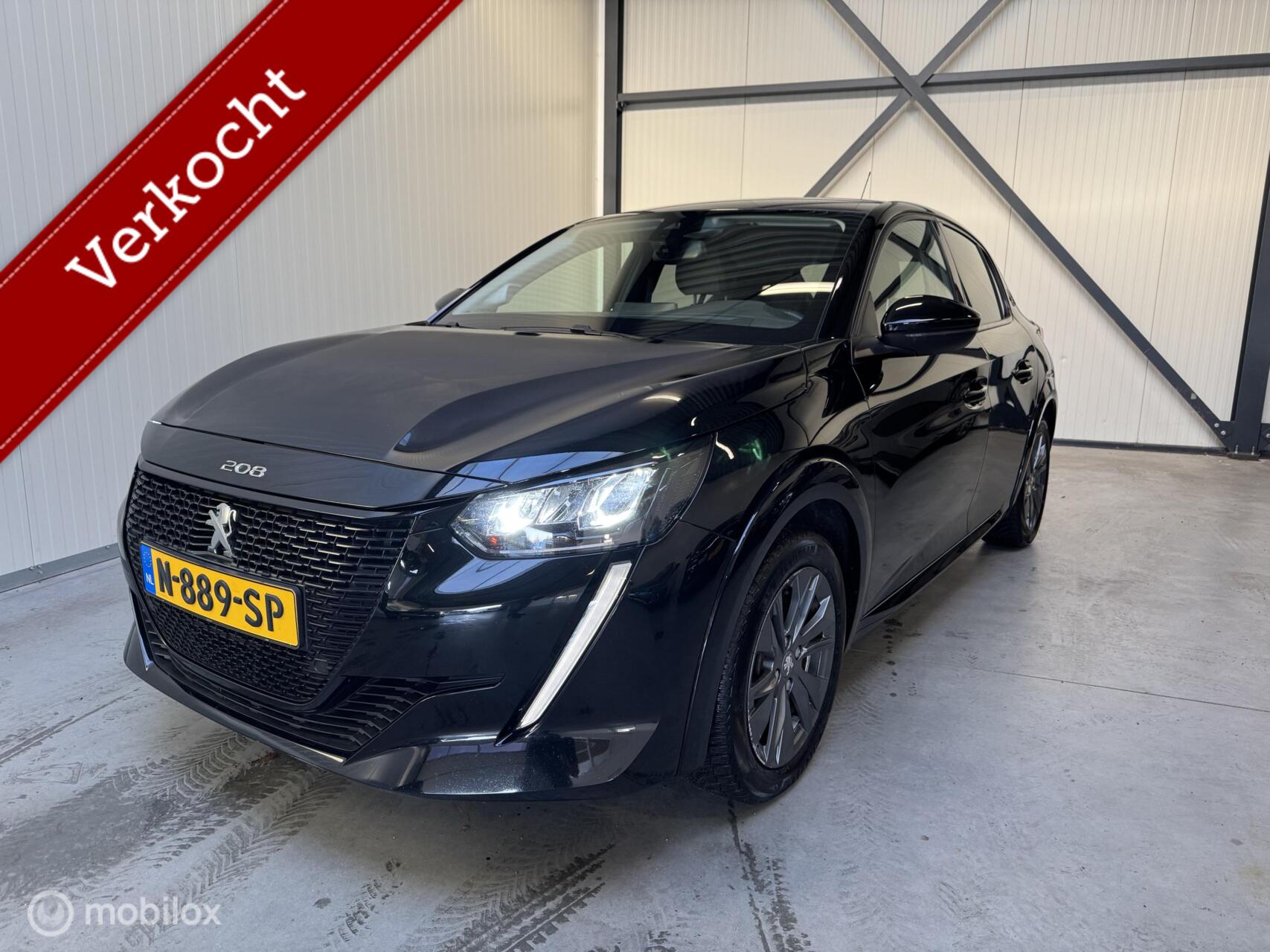 Peugeot 208 EV Allure Pack 50 kWh 3x op voorraad 2021 - voorkant
