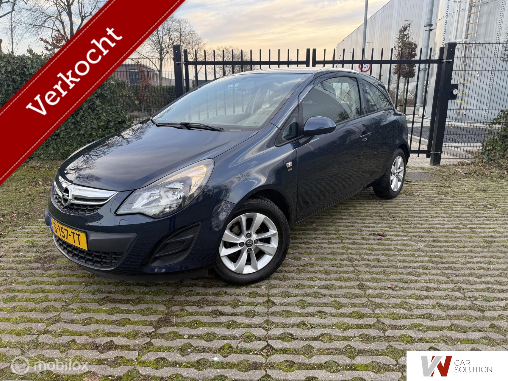 Opel Corsa 1.2 EcoFlex Cosmo STOELV STUURV CLIMA CRUISE PDC 2014 - voorkant
