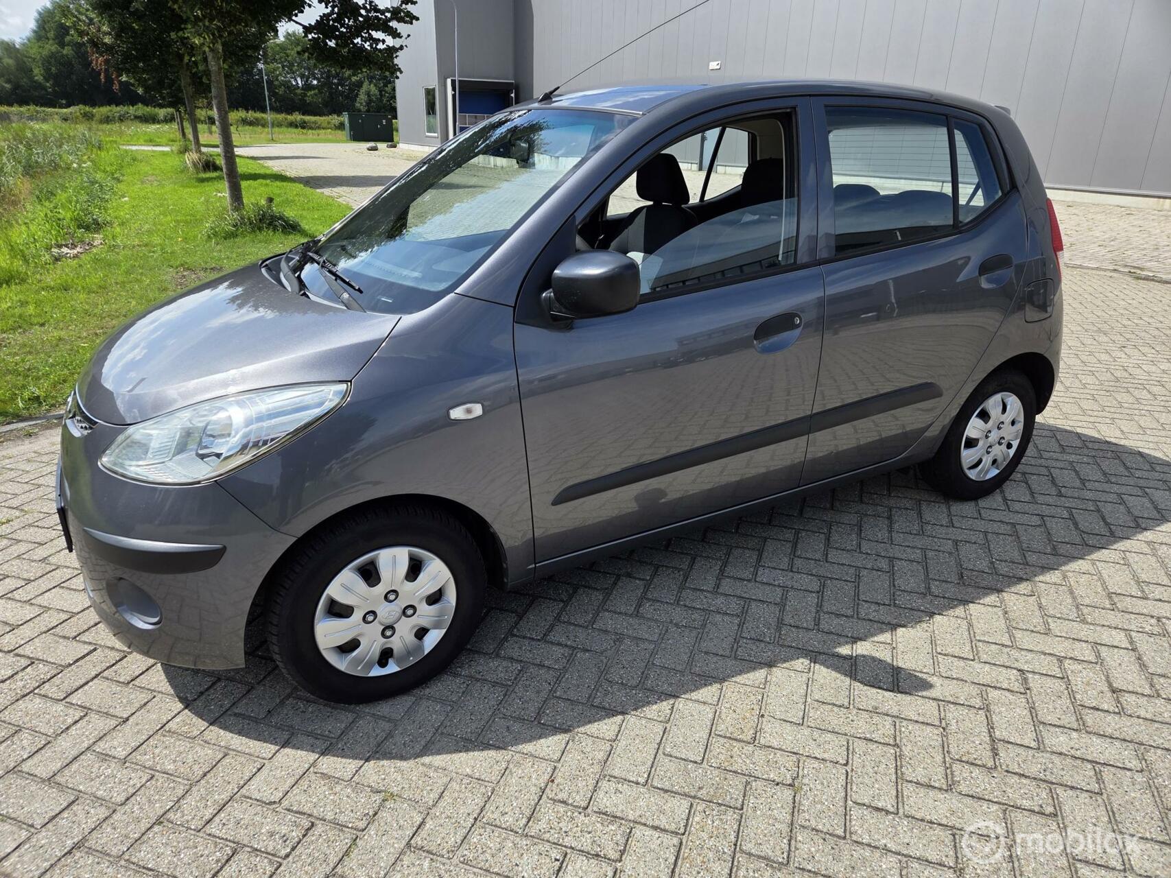 Hyundai I 10 1.1 2008 - voorkant