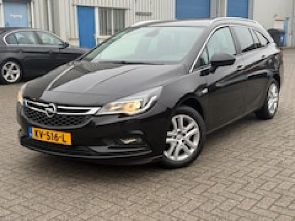 Opel Astra 1.4 Business+ 2017 - voorkant