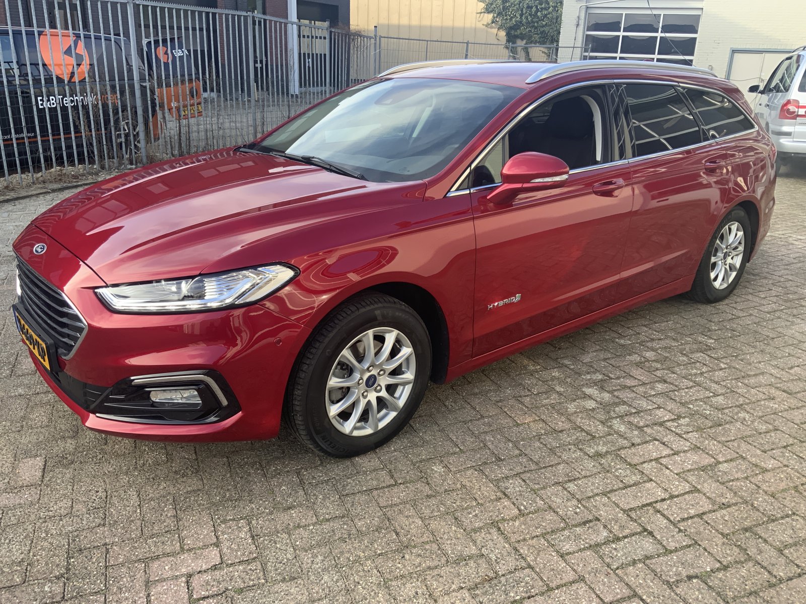 Ford Mondeo Wagon 2.0 IVCT HEV Titanium 2020 - voorkant