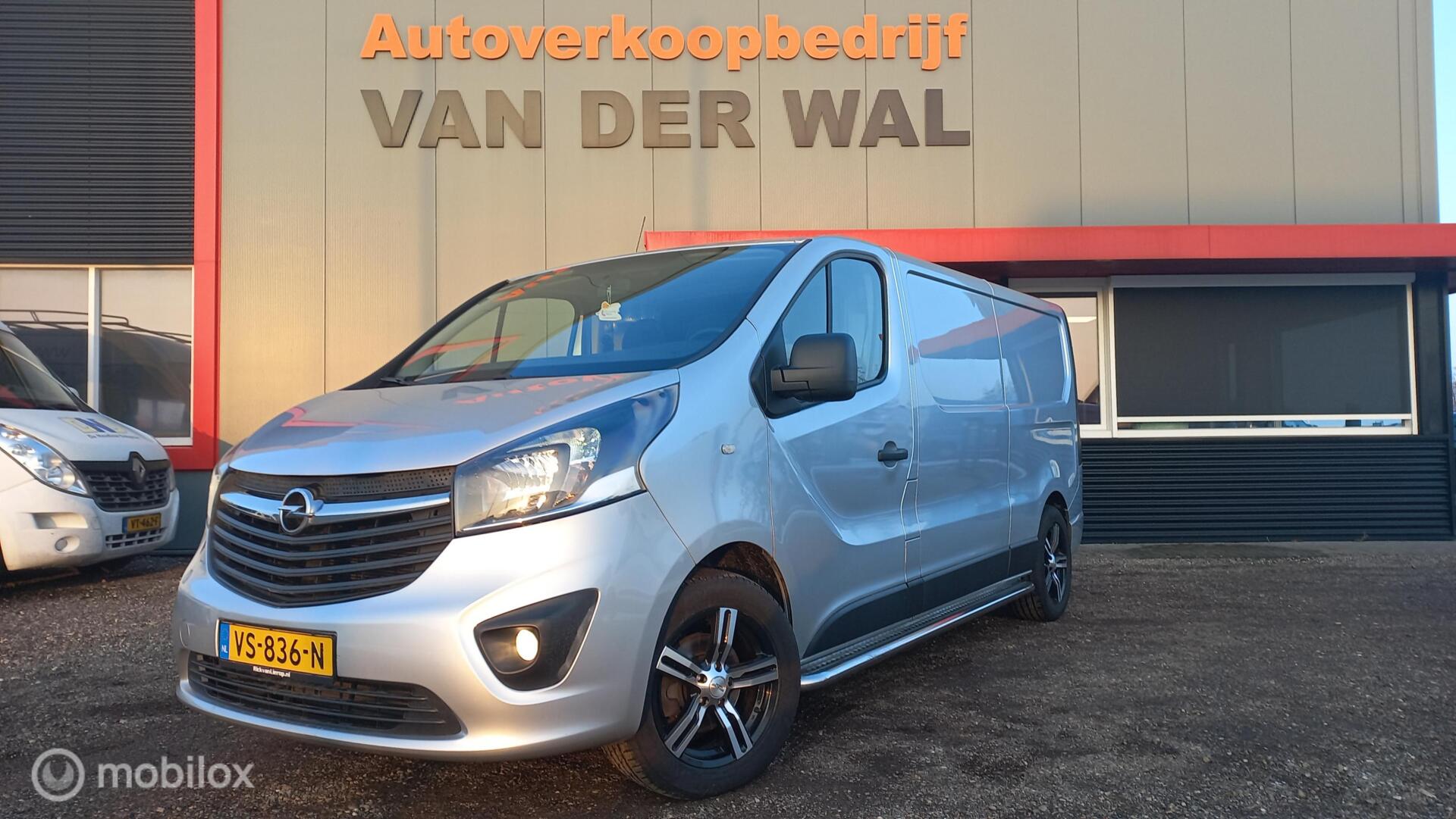 Foto van OPEL VIVARO-B