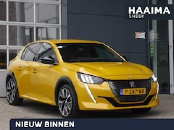 Peugeot 208 1.2 PureTech GT 2022 - voorkant