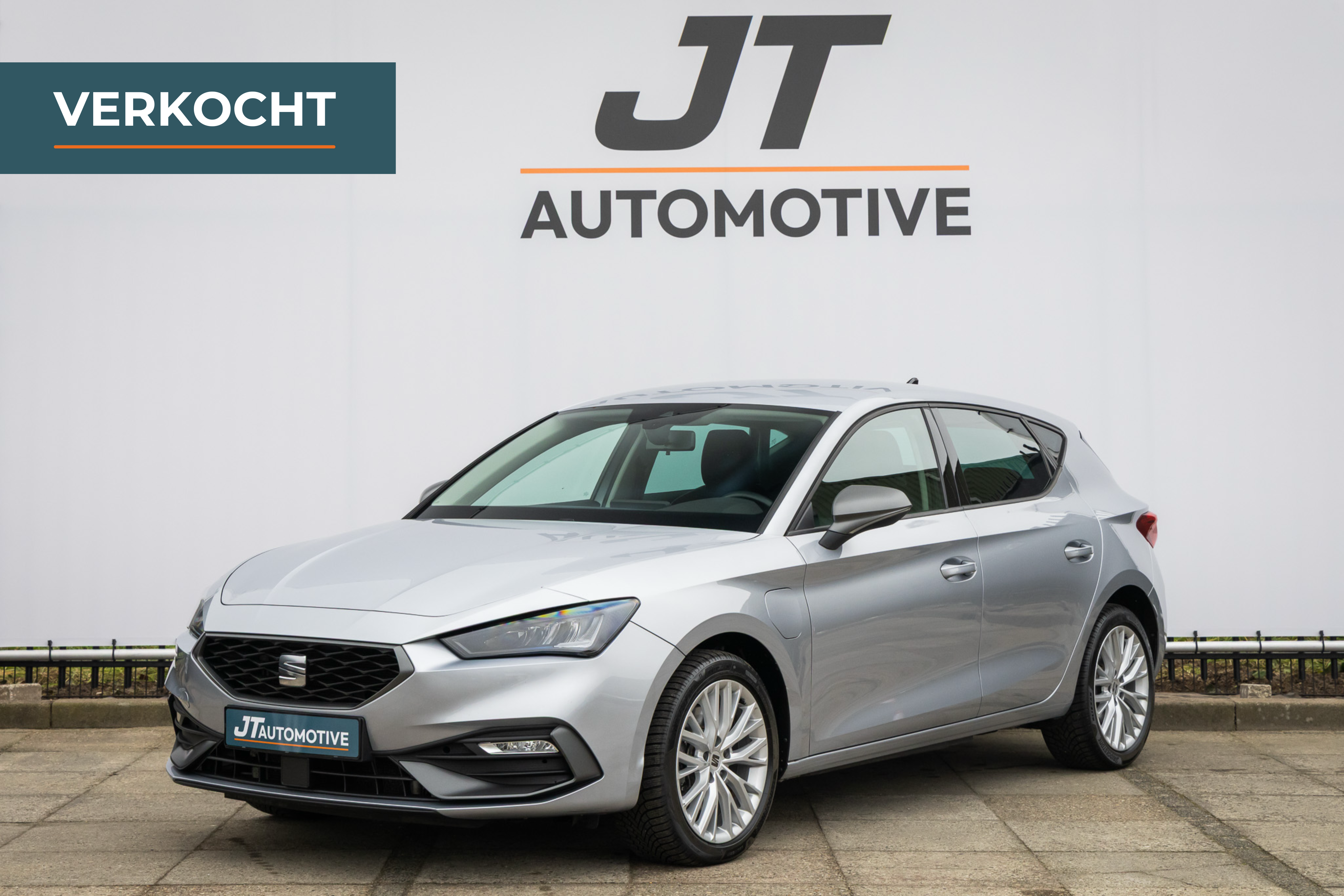 Seat Leon 1.4 TSI eHy. PHEV FR SOH98% Stuur/Stoelverwarming | PDC 2021 - voorkant