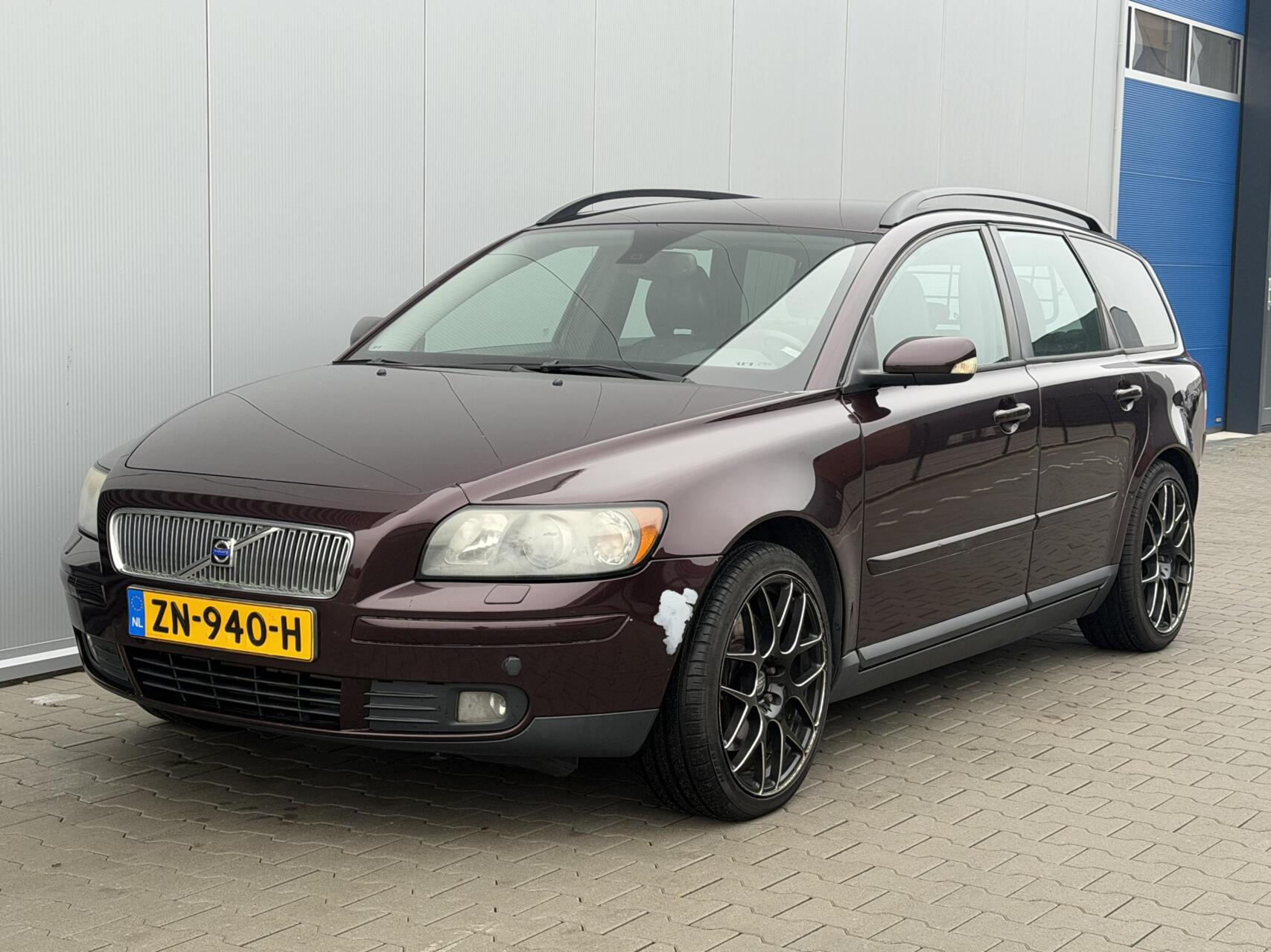 Volvo V50 2.5 T5 AWD Summum 2004 - voorkant