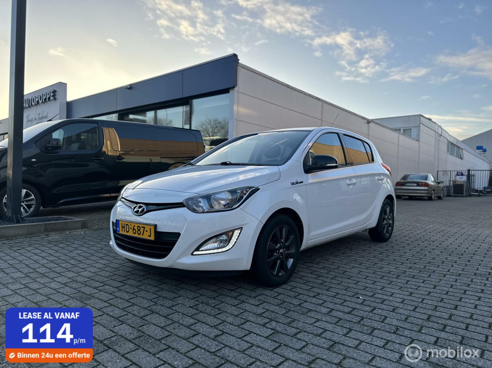 Hyundai I20 1.2HP  i-Drive Airco Led Cruise 2016 - voorkant