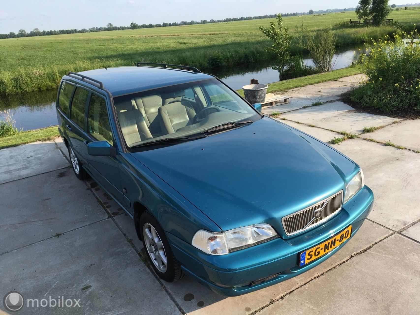 Foto van Volvo V70
