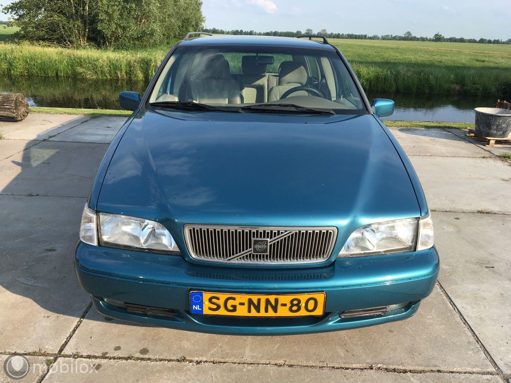 Foto van Volvo V70