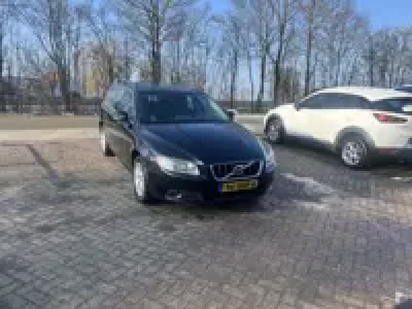 Volvo V70 1.6 T4 Limited Edition 2012 - voorkant