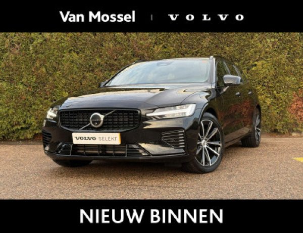 Volvo V60 2.0 T6 Plug-in hybrid AWD Plus Dark 2025 - voorkant