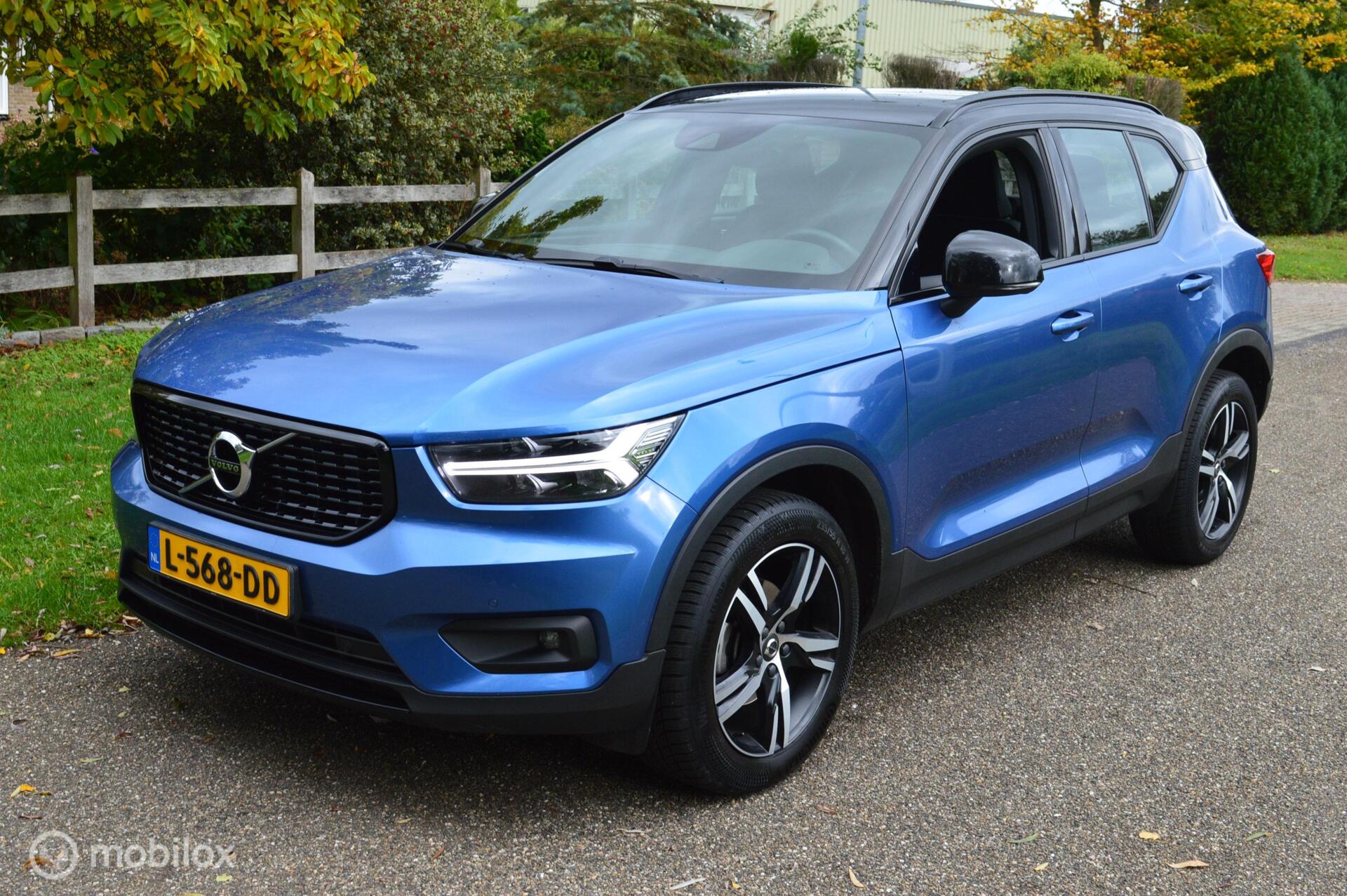 Volvo XC40 1.5 T2 R-Design / 2021 / BTW / EXPORT PRIJS 2021 - voorkant