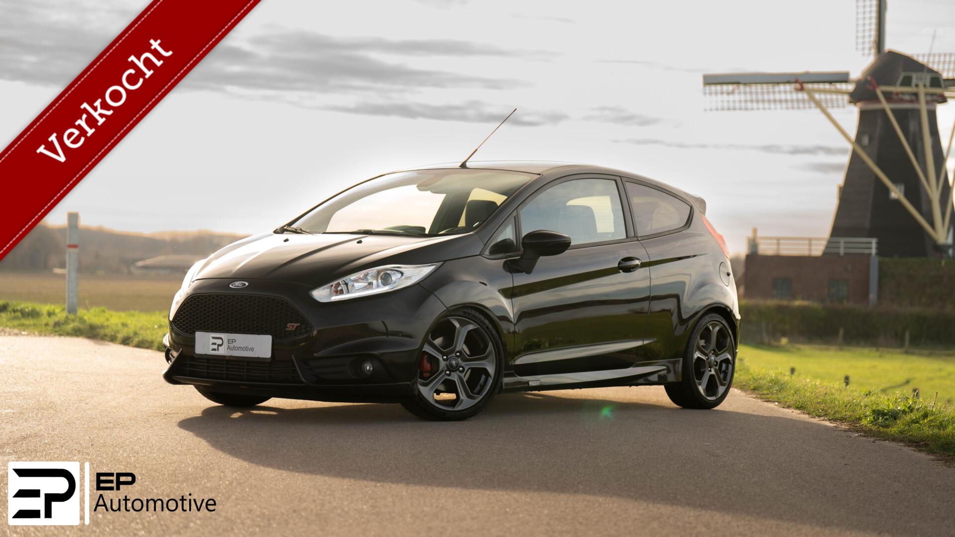 Ford Fiesta 1.6 ST2|H&R|Leder|Stoelverwarming|Clima| 2015 - voorkant