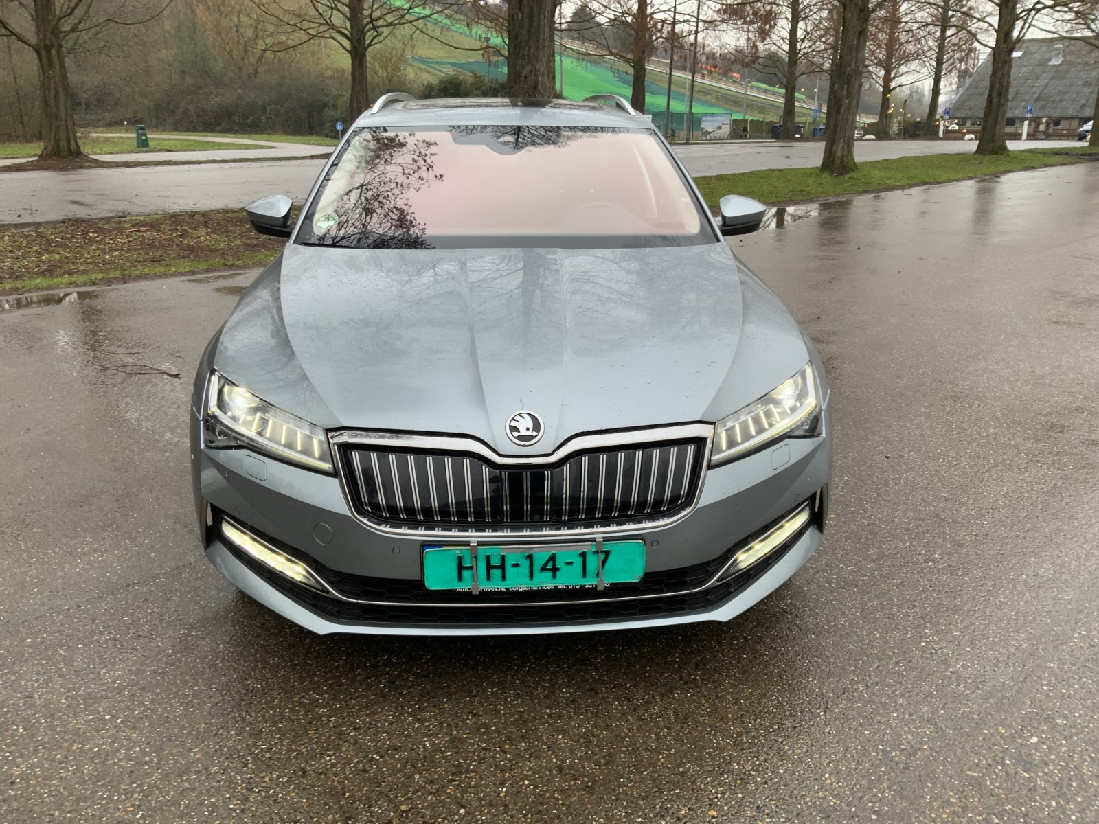 Inspectiefoto van Skoda Superb Combi