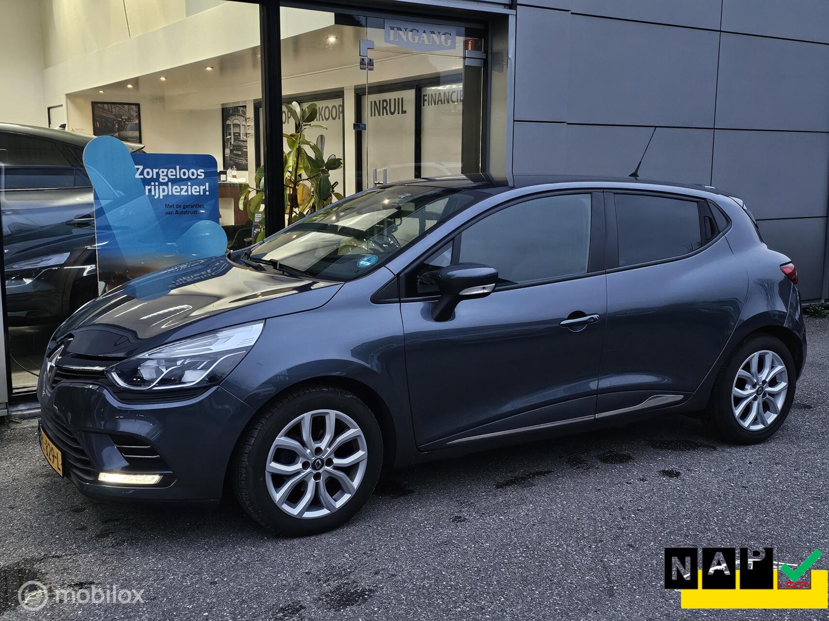 Renault Clio 1.2 TCe Zen Automaat 2018 - voorkant