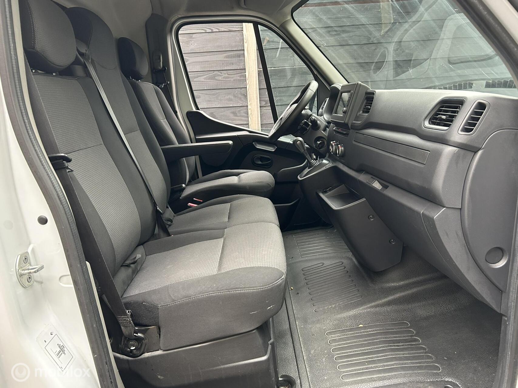 Foto van Renault Master Bestel