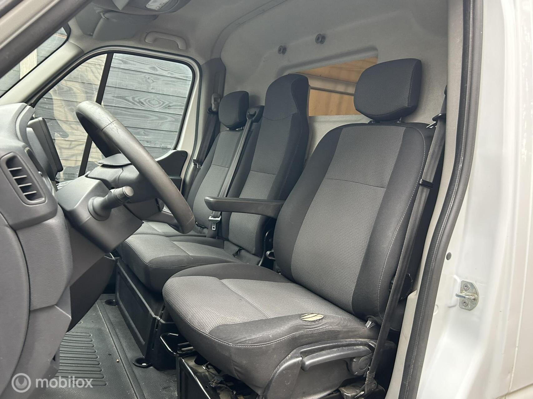 Foto van Renault Master Bestel
