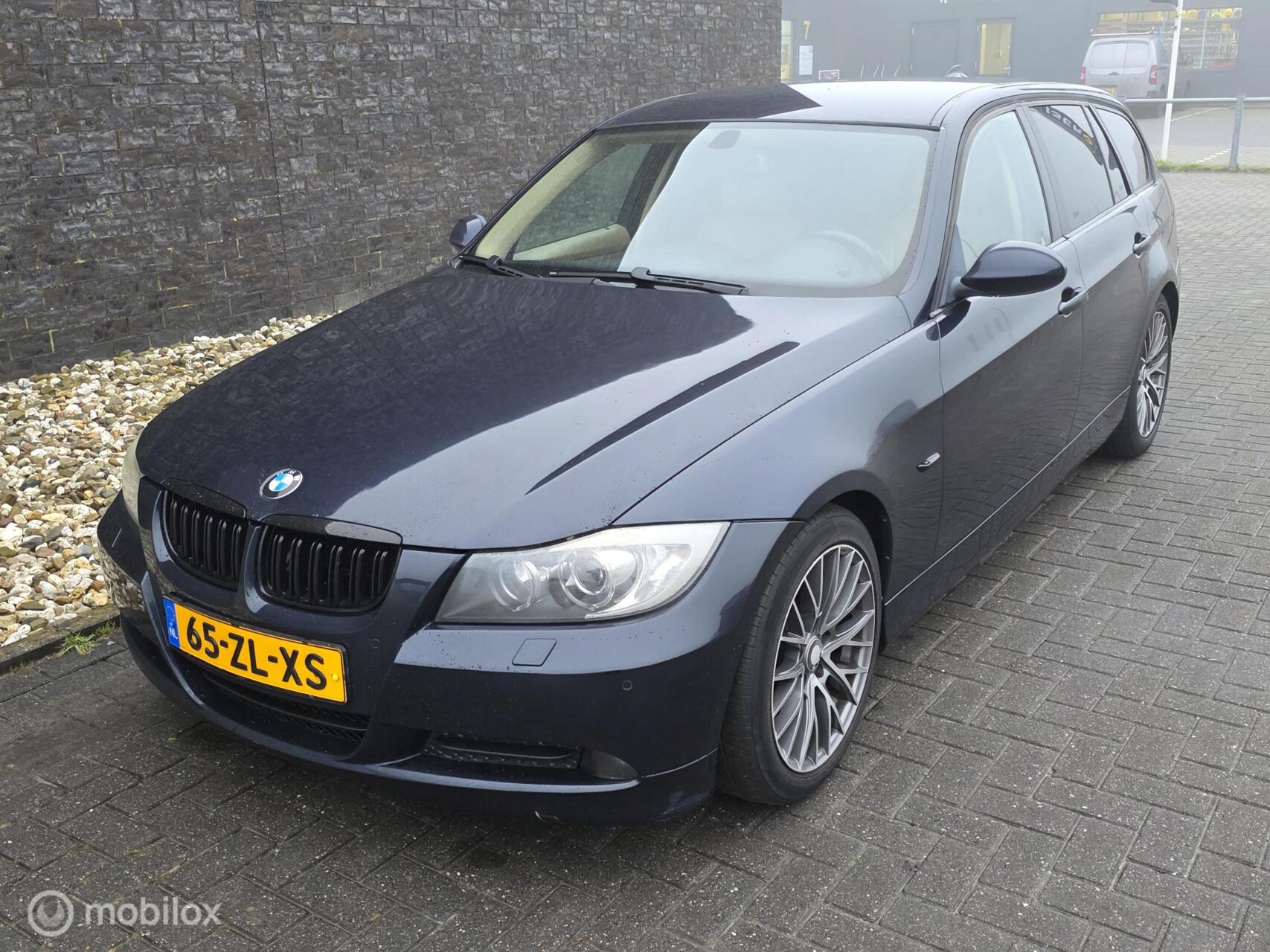 Foto van BMW 3ER REIHE
