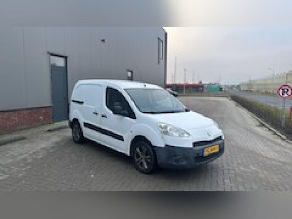 Foto van Peugeot Partner
