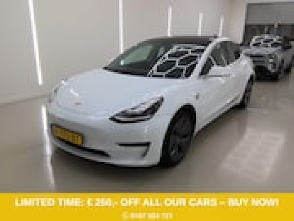 Tesla Model 3 Standard RWD Plus 60 kWh 2020 - voorkant
