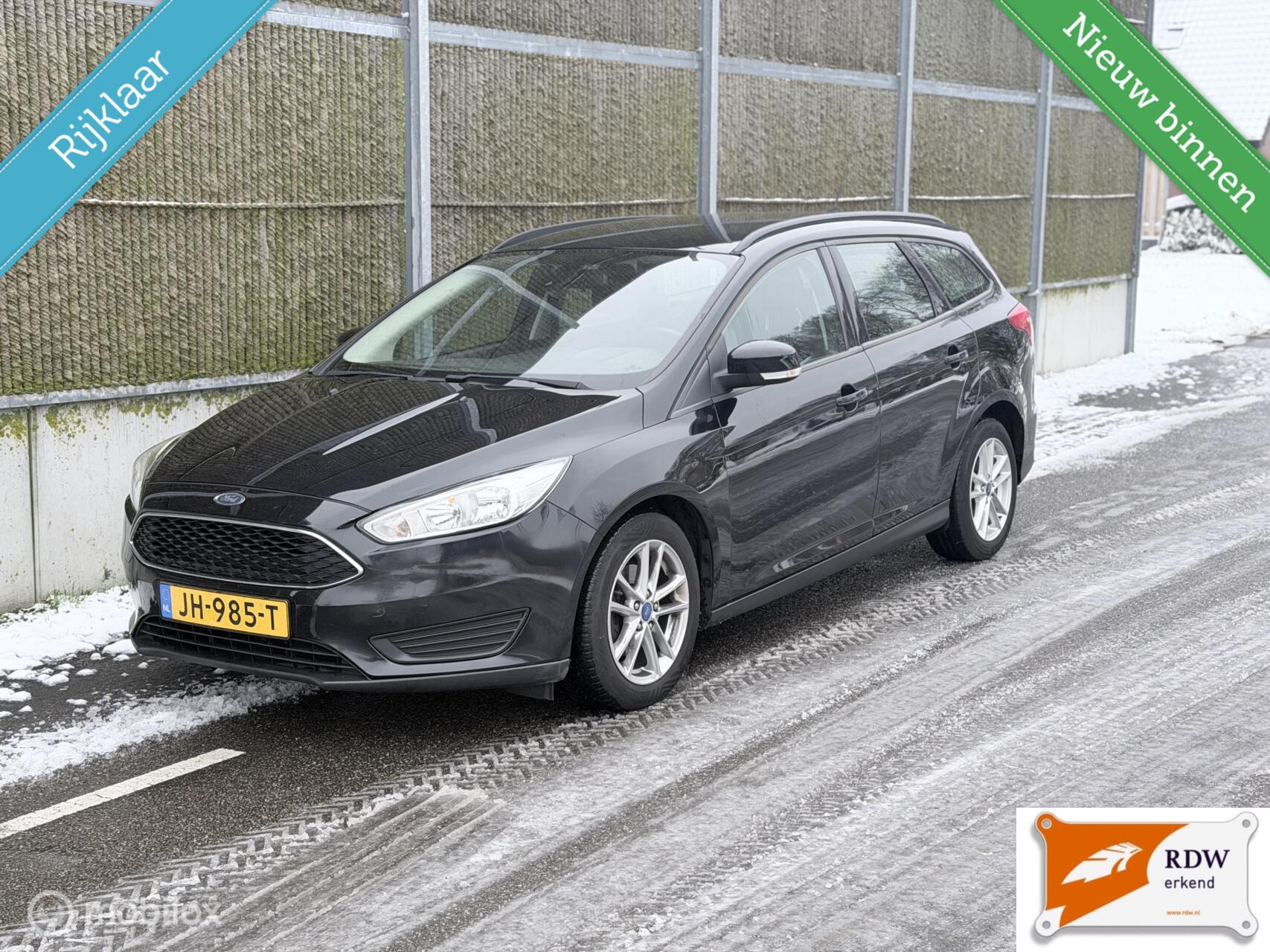 Ford Focus 1.5 TDCI Trend NAP/EXPORTPRIJS €3000,- 2016 - voorkant